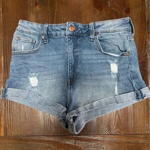 CELEBRITY PINK Distressed Frayed Blue Jean Shorts Size 11/30